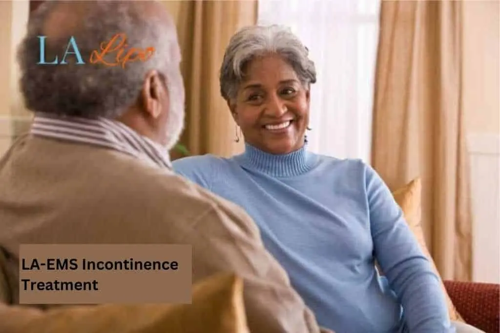 Couple sat smiling at each other - LA-EMS treatment Greater London (Sutton)